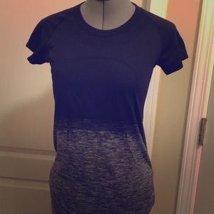Lululemon tech short sleeve shirt EUC/never worn!